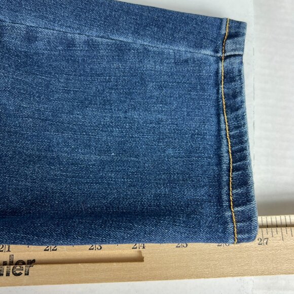 Judy Blue Jeans Womens Measured 36* Relaxed Blue Distressed Stretch Denim Tag 32 - Picture 12 of 16